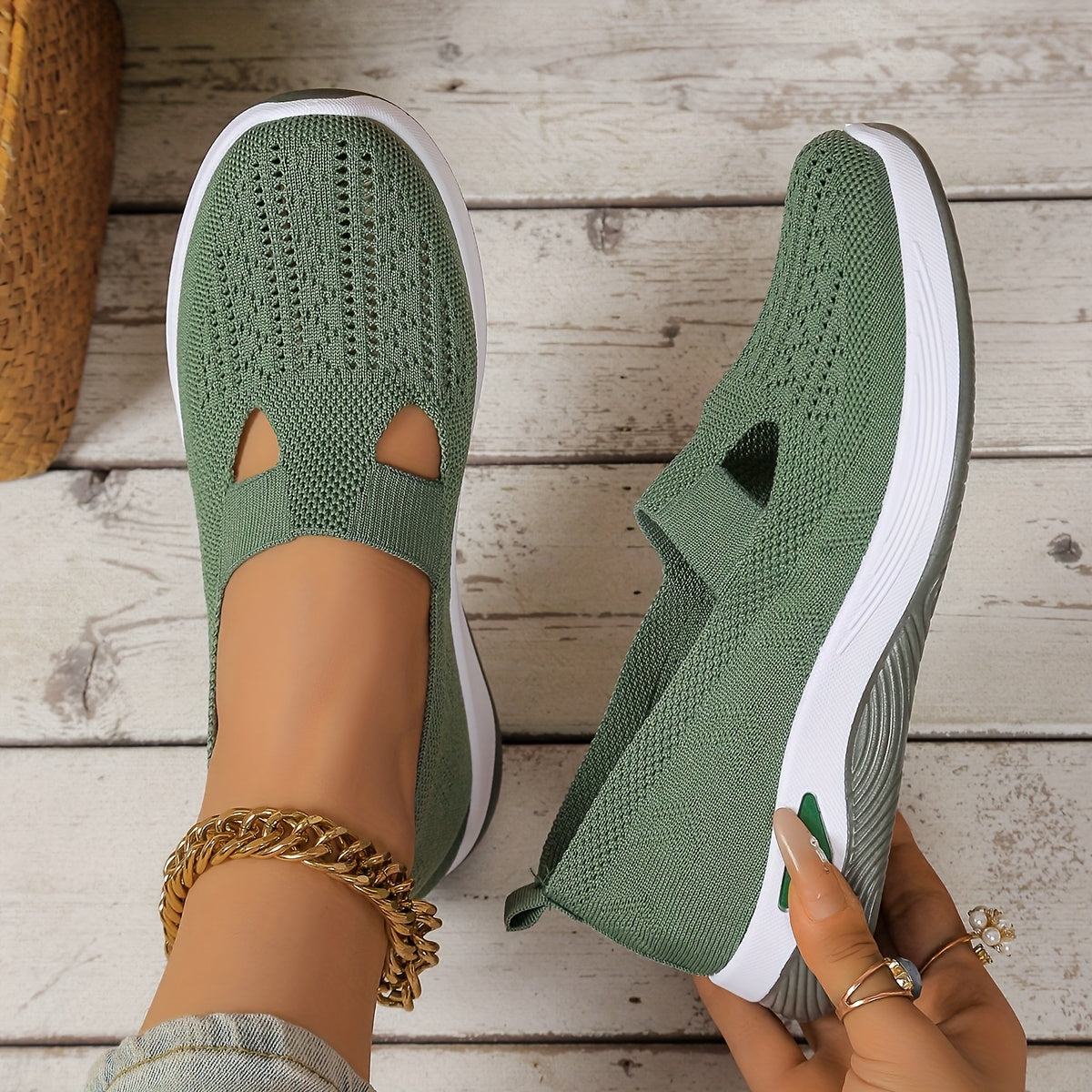 Women's Mary Jane flat shoes that can be worn in all seasons, knitted breathable uppers and rubber soles, plain color casual loafers, fashionable and simple shoe head design, soft soles, comfortable in all seasons