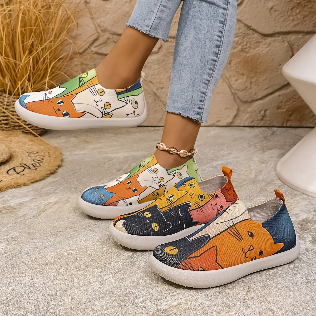 Affordable Women's casual sneakers, white color, stylish Women's sports shoes, summer wide-width slip-on Shoes, cute travel gift, suitable for beach leisure and vacation black Sneakers