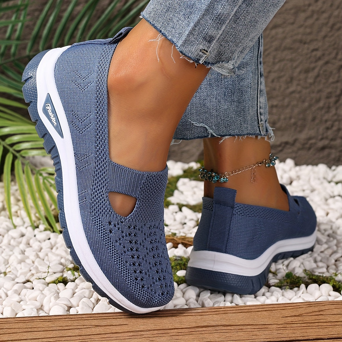 Women'S Slip-On Casual Sneakers - Breathable Fabric Upper & Lining, Lightweight Summer Beach Shoes with Cushioned Insole, Round Toe Design - Perfect Travel Gift for Vacation & Leisure, Vacation Footwear, Simple Slipon Style,